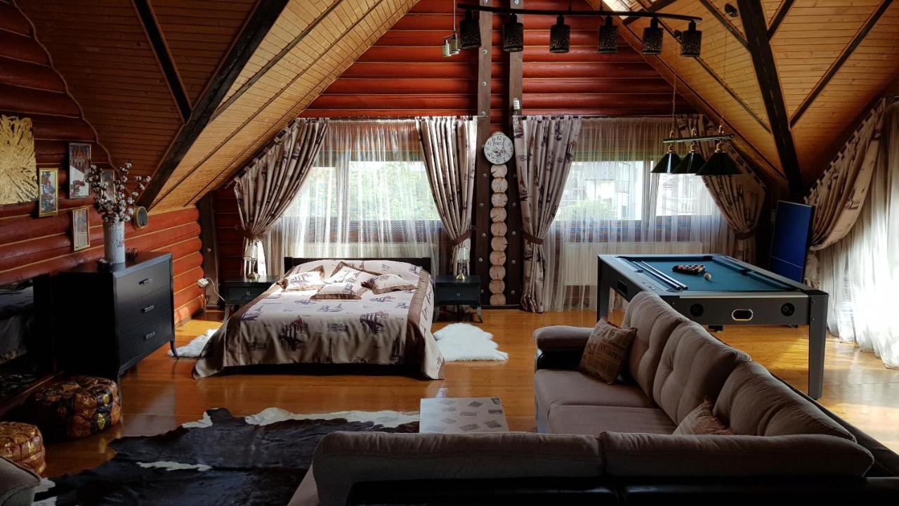 Luxury Apartments With Pool And Sauna In The Villa 切尔诺夫策 外观 照片
