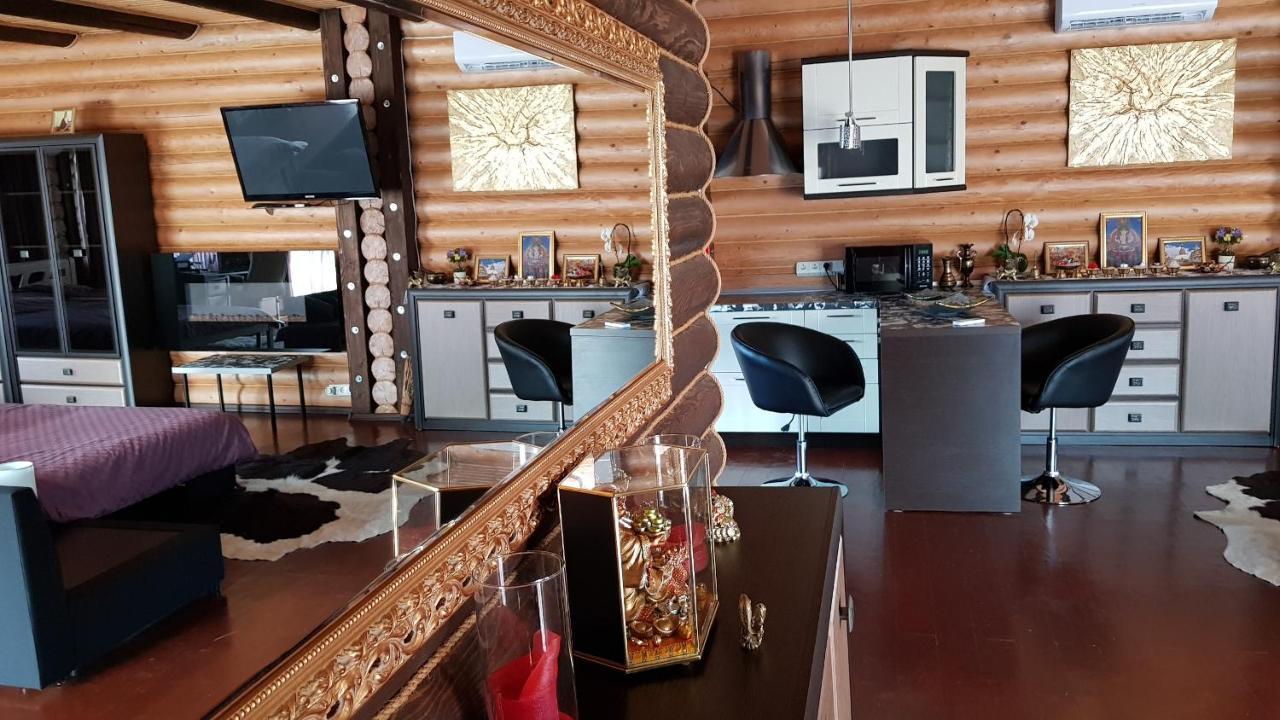 Luxury Apartments With Pool And Sauna In The Villa 切尔诺夫策 外观 照片